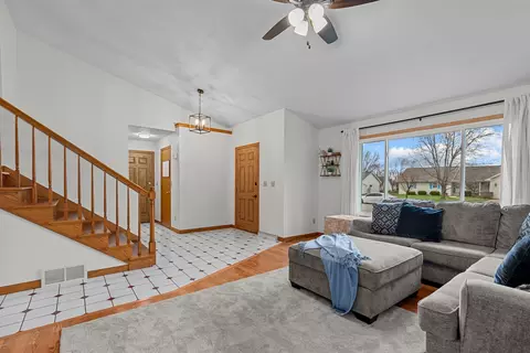 w2513 Wedgewood Court, Appleton, WI 54915 photo 7