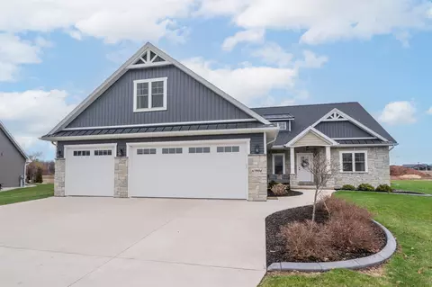n7994 Cypress Court, Sherwood, WI 54169