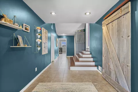 Entry Way - n6759 Irish Road, Hilbert, WI 54129 photo 6 of 11