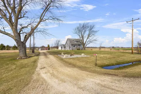 Exterior - n6759 Irish Road, Hilbert, WI 54129 photo 2 of 20
