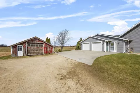 Exterior - n6759 Irish Road, Hilbert, WI 54129 photo 7 of 20