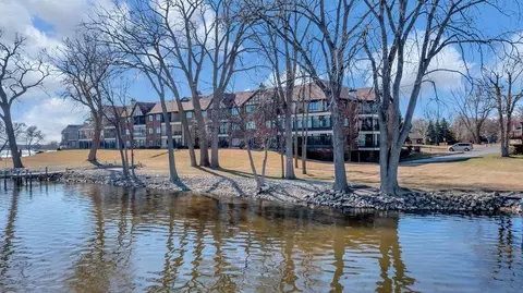View/Area - 2193 Sunrise Dr #6A, Appleton, WI 54914 photo 3 of 6
