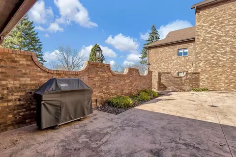 Exterior - 2193 Sunrise Dr #6A, Appleton, WI 54914 photo 3 of 3