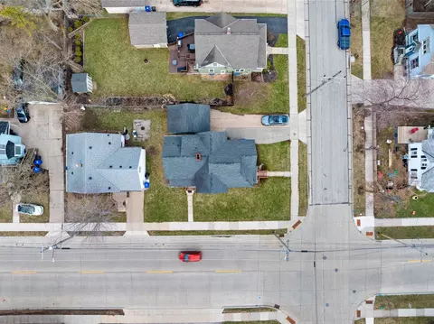 View/Area - 802 E Hancock St, Appleton, WI 54911 photo 1 of 11