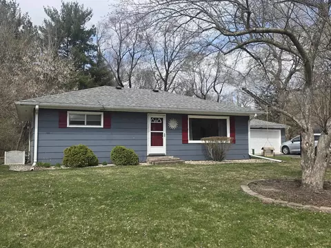 w7878 Wisconsin 152, Wautoma, WI 54982