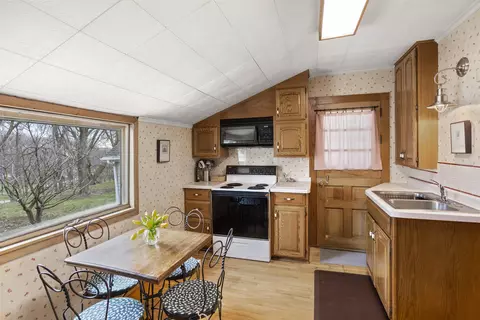 Kitchen - 526 N Vine St, Appleton, WI 54911 photo 1 of 3