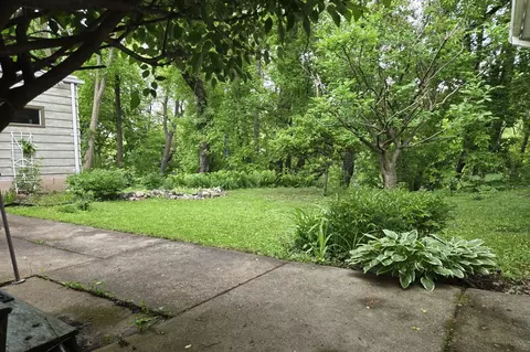 Exterior - 526 N Vine St, Appleton, WI 54911 photo 2 of 4