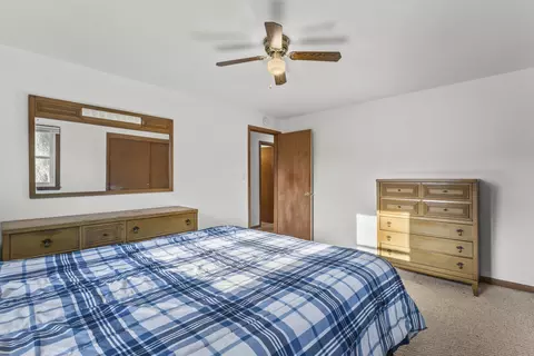 Bedroom - 2015 E Forest St, Appleton, WI 54915 photo 3 of 4