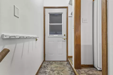 Entry Way - 2015 E Forest St, Appleton, WI 54915 photo 3 of 4