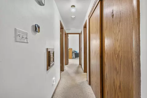 Entry Way - 2015 E Forest St, Appleton, WI 54915 photo 2 of 4