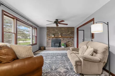 w6166 Colonial Drive, Appleton, WI 54914 photo 11