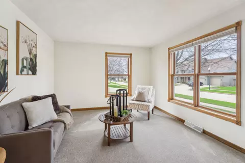400 E Sheffield Ln, Appleton, WI 54913 photo 4