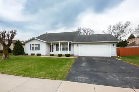 1161 W 18th Ave, Oshkosh, WI 54902