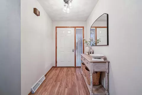 Entry Way - 3311 S Bob O Link Ln, Appleton, WI 54915 photo 1 of 2