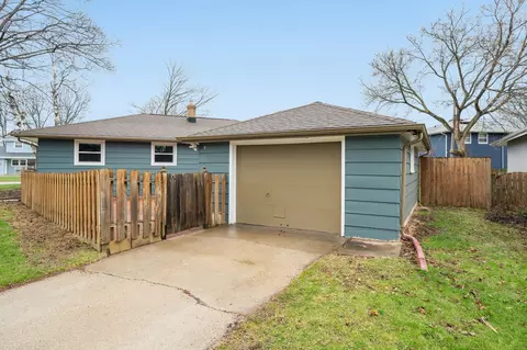 1407 Bartell Dr, Appleton, WI 54914 photo 4