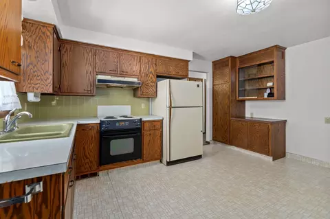 1638 W Pershing St, Appleton, WI 54914 photo 10