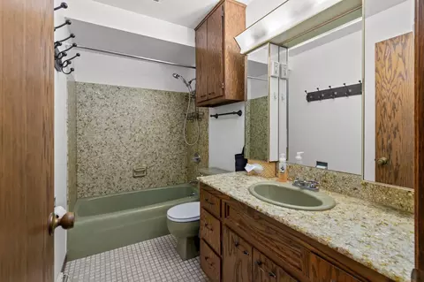 1638 W Pershing St, Appleton, WI 54914 photo 9
