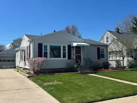 404 Pleasant St, Fond Du Lac, WI 54935