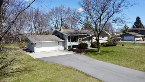 w5895 Timber Trail West, Fond Du Lac, WI 54937