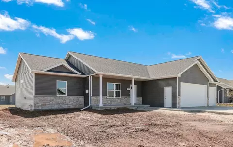2081 Antelope Trl, Kaukauna, WI 54130