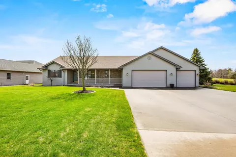 2171 Walton Ct, Kaukauna, WI 54130