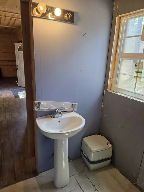 w10686 County Road X, Crivitz, WI 54114 photo 6