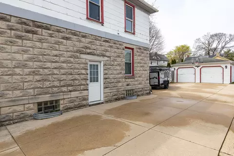 521 N Lawe St, Appleton, WI 54911 photo 21