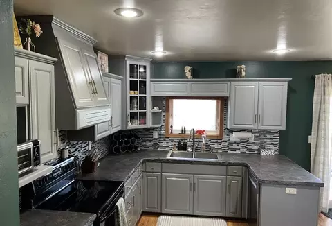 Kitchen - w5543 Holly Street, Appleton, WI 54915 photo 1 of 3