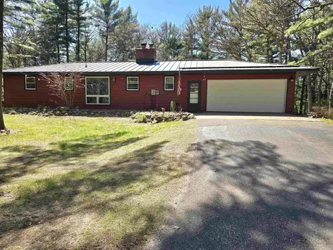 N3823 Deer Path, Hancock, WI 54943