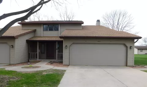 2416 Cedar Ridge Ct #A, Green Bay, WI 54313