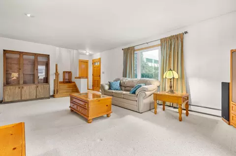 Living - 901 E Grant St, Appleton, WI 54911 photo 2 of 3