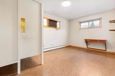 Bedroom - 901 E Grant St, Appleton, WI 54911 photo 9 of 10