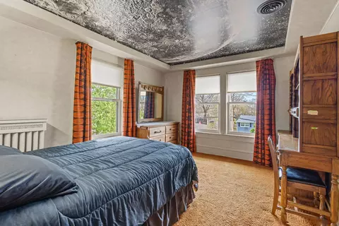 Bedroom - 218 E Lincoln St, Appleton, WI 54915 photo 1 of 9