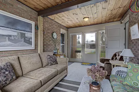 2218 N Kin St, Appleton, WI 54911 photo 24
