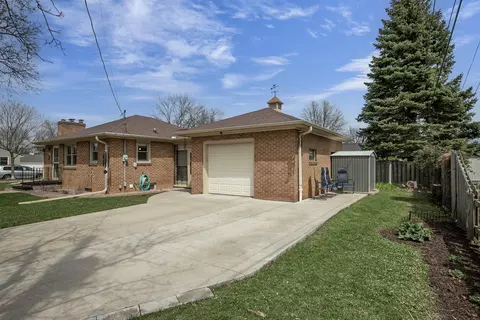 2218 N Kin St, Appleton, WI 54911 photo 4