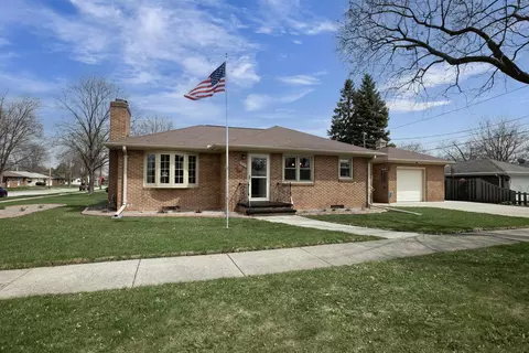 2218 N Kin St, Appleton, WI 54911 photo 2