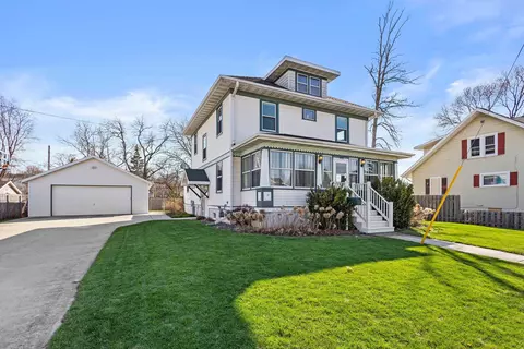 1016 Doty St, Green Bay, WI 54301
