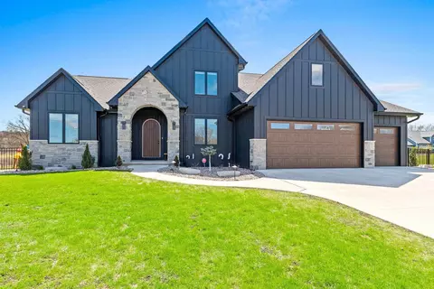 1849 Ridgemont Cir, De Pere, WI 54115