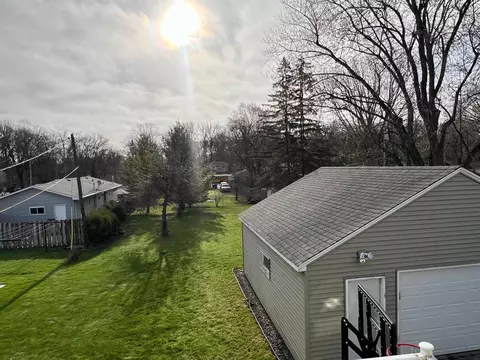 Exterior - 1336 S Walden Ave, Appleton, WI 54915 photo 1 of 2