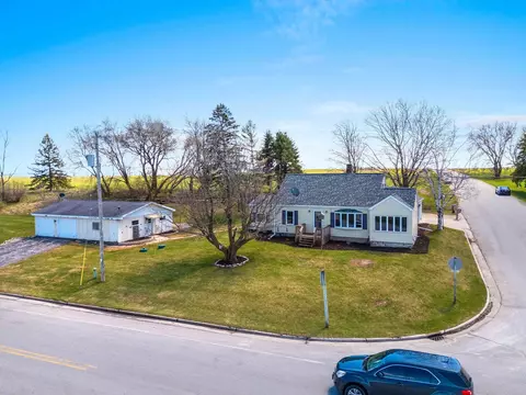 n8094 Cedar Road, Algoma, WI 54201 photo 1