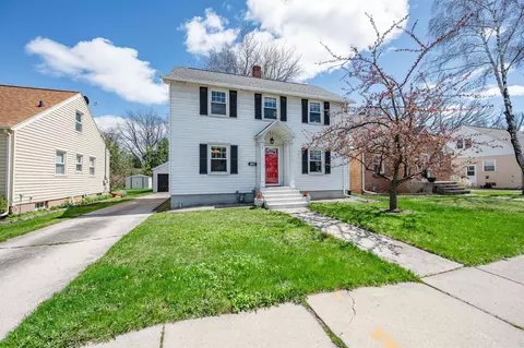 1109 12th Ave, Green Bay, WI 54304