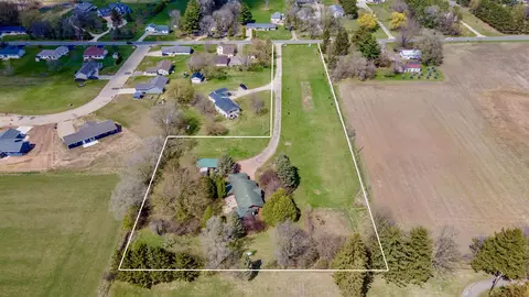 View/Area - 204 E Waushara St, Berlin, WI 54923 photo 5 of 6