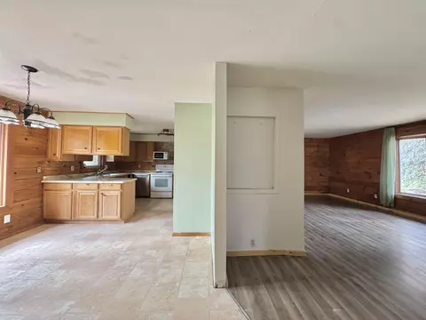 Living - 204 E Waushara St, Berlin, WI 54923 photo 6 of 10