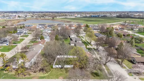 View/Area - 3000 E Killdeer Ln, Appleton, WI 54915 photo 5 of 7