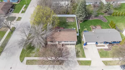 View/Area - 3000 E Killdeer Ln, Appleton, WI 54915 photo 6 of 7