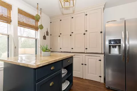 Kitchen - 212 N Story St, Appleton, WI 54914 photo 2 of 5