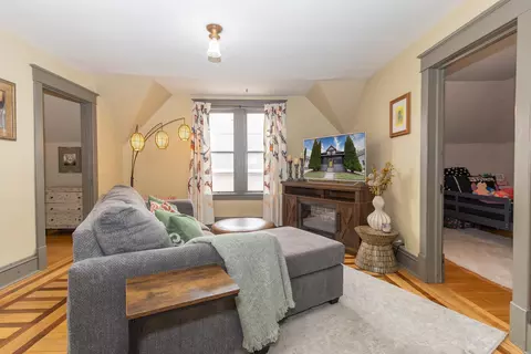 Living - 212 N Story St, Appleton, WI 54914 photo 5 of 7