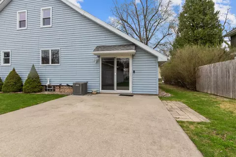 1109 N Harriman St, Appleton, WI 54911 photo 32