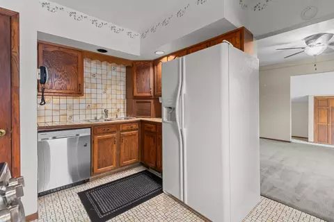 1109 N Harriman St, Appleton, WI 54911 photo 8