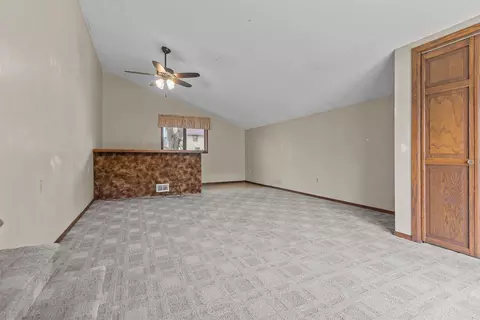 1109 N Harriman St, Appleton, WI 54911 photo 13